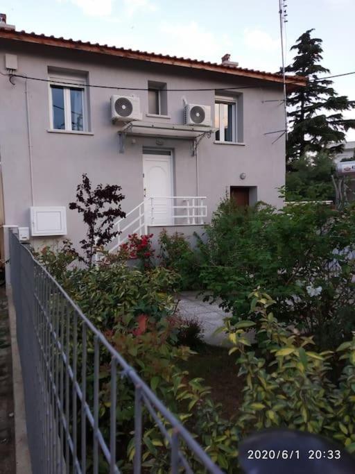 Anadora 2: Hospitable Stone House With Yard Apartment Alexandroúpolis Ngoại thất bức ảnh