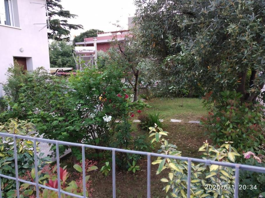 Anadora 2: Hospitable Stone House With Yard Apartment Alexandroúpolis Ngoại thất bức ảnh