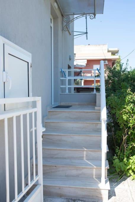 Anadora 2: Hospitable Stone House With Yard Apartment Alexandroúpolis Ngoại thất bức ảnh